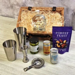 Crystal Head Vodka Luxury Cocktail Hamper