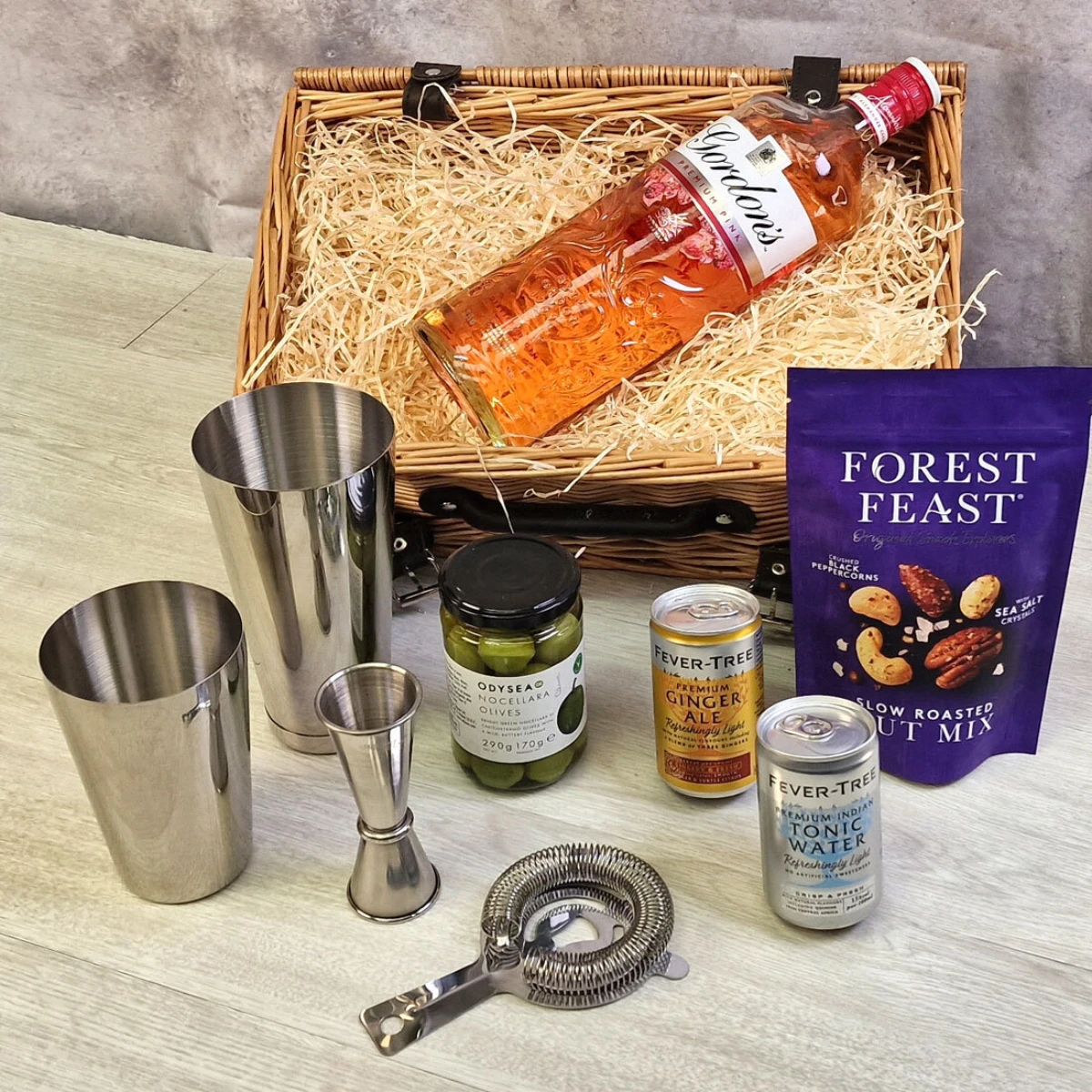 Gordon's Pink Gin Luxury Cocktail Hamper 3 Gordon's Pink Gin Luxury Cocktail Hamper