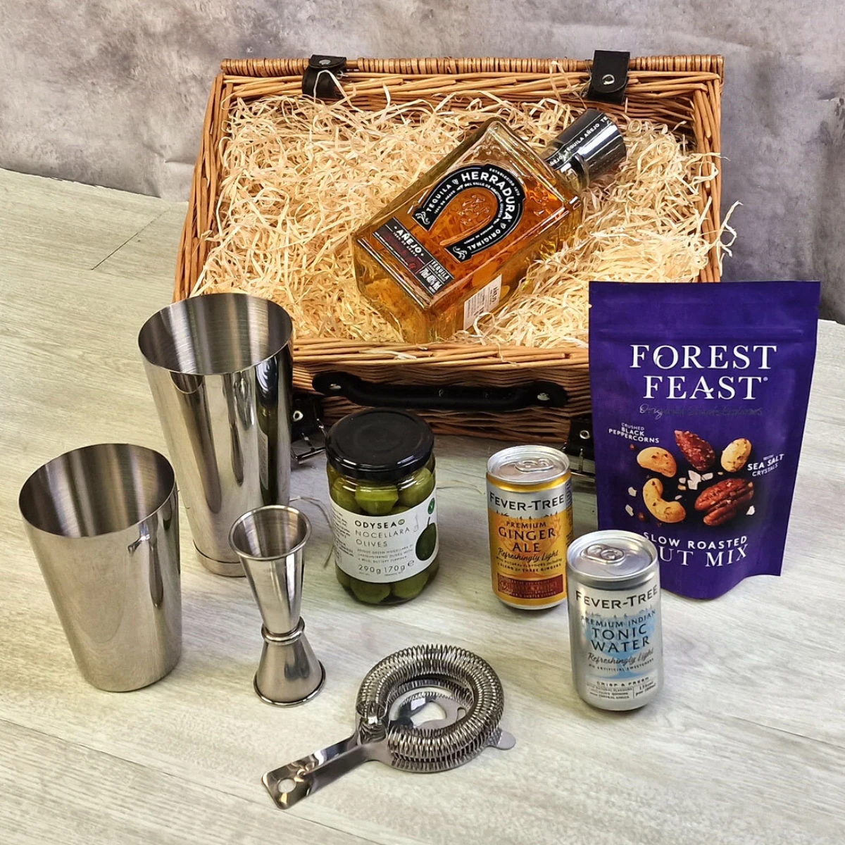 Herradura Anejo Tequila Luxury Cocktail Hamper 3 Herradura Anejo Tequila Luxury Cocktail Hamper