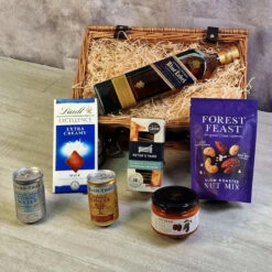 Johnnie Walker Blue Label Whisky Luxury Treat Hamper